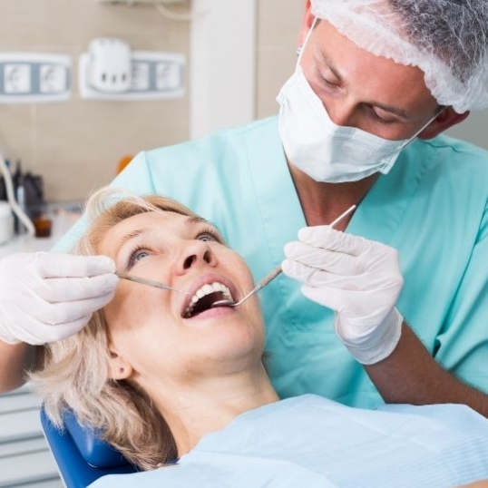 patient bij de tandarts